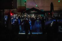 Knivdrama: Gerningsmand på fri fod