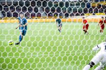 Forværrer FCN-krise med hjælp fra VAR