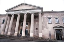 Købte våben af agent: 26-årig dømt for terror