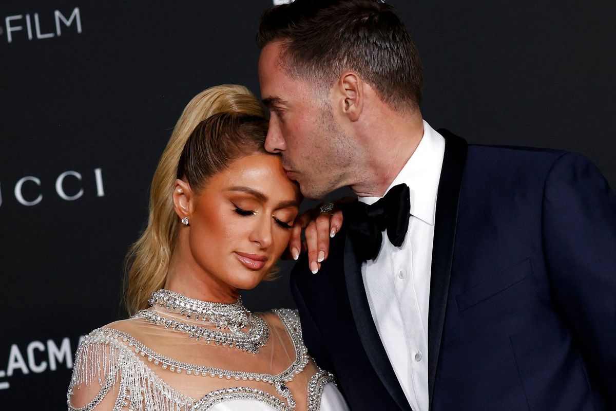 Paris Hilton og Carter Reum, som i dag den 12. novmebr har givet hinanden deres ja, ses her ved den årlige LACMA Art+Film galla i Los Angeles den 6. november.