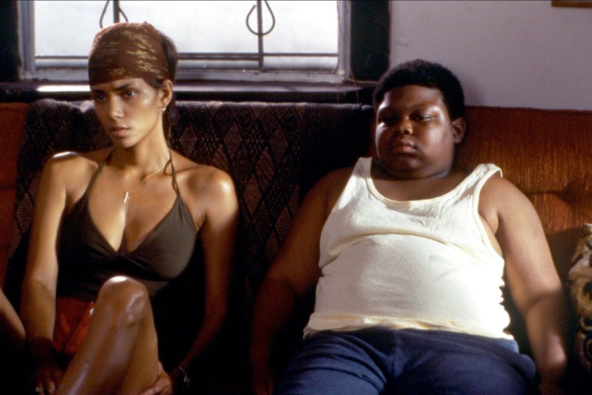 Coronji Calhoun ses her sammen med Halle Barry i filmen Monster's Ball fra 2001.