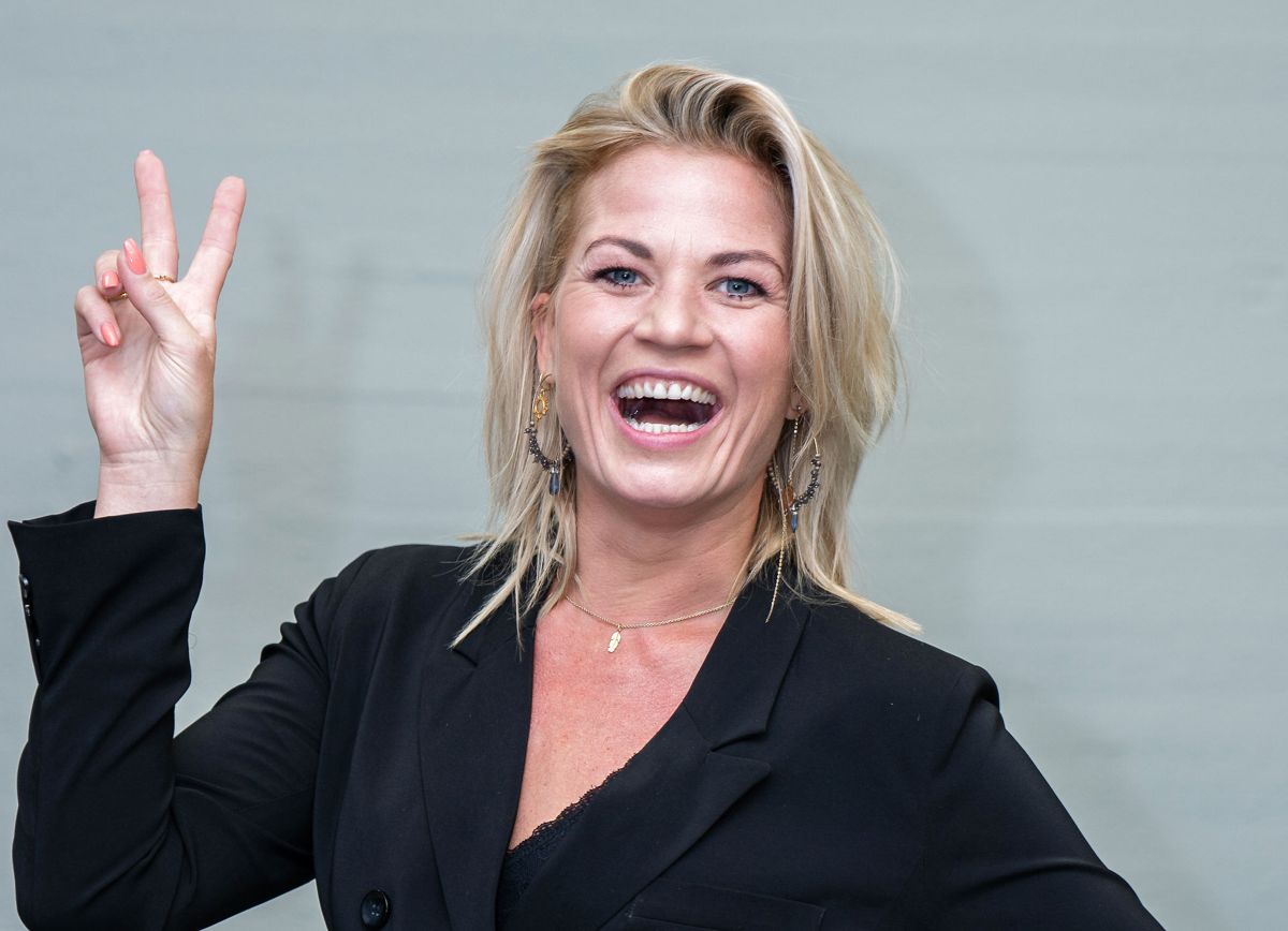 Mie Moltke har selv lige rest sig fra corona-sygesengen. Nu kommer hun med en opfordring til andre.