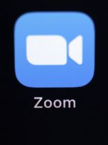 Nu siger direktøren undskyld