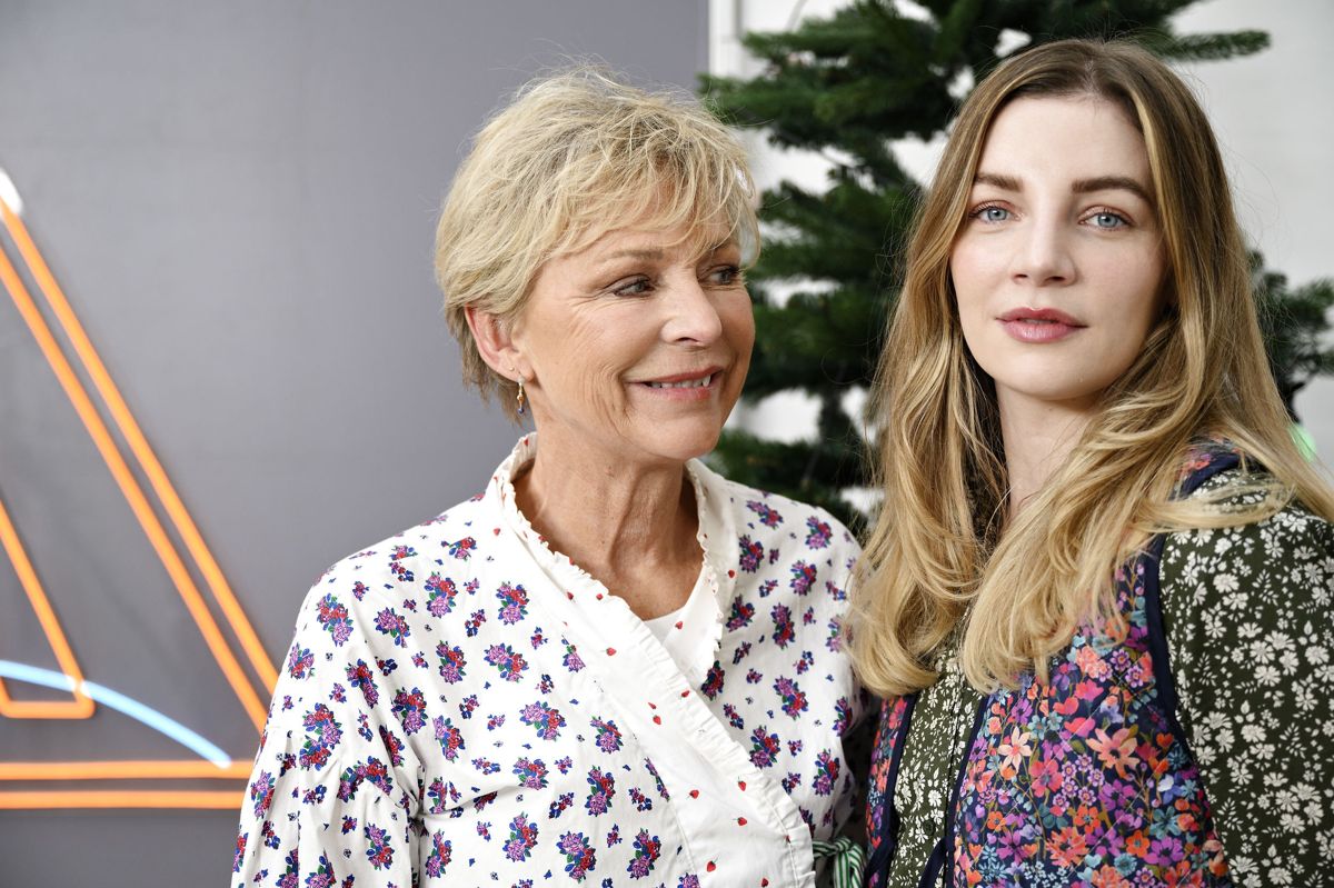 Søs Egelind er stolt af datteren Molly Egelind, som hun spiller sammen med i TV 2-julekalenderen "Kometernes jul". (Arkivfoto).