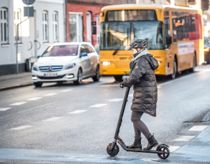 Fra i dag SKAL du køre med hjelm