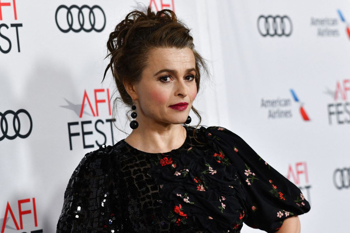 Helena Bonham Carter blev i 2006 castet til rollen som Bellatrix Lestrange, en af Lord Voldemorts trofaste håndlangere. Hendes karakter er med fra den femte film i serien. (Arkivfoto)