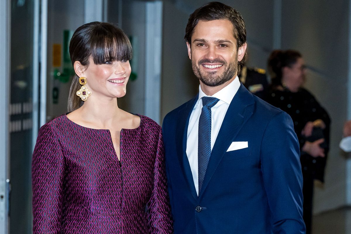 Prinsesse Sofia og prins Carl Philip på den røde løber i Annexet i Stockholm mandag aften. Hun med en helt ny frisure.