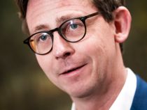 Færdig i Folketinget