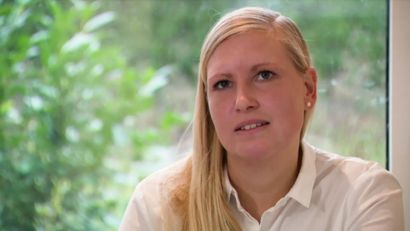 31-årige Sarah Fogtmand fra Rønde opfordrer kvinder til at tage til screening for livmoderhalskræft.