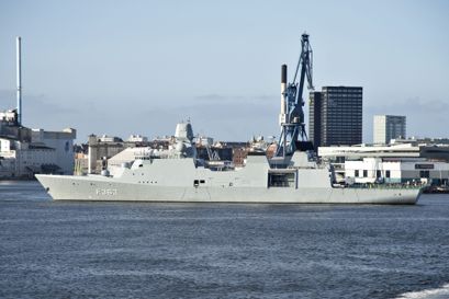 Torsdag blev der sendt en dansk og to svenske helikoptere mod et nødstedte skib. Fregatten "Niels Juel" blev også sendt til stedet. (Arkivfoto)