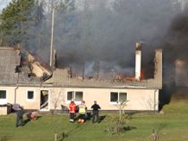 -Billard-bordet står tilbage