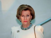 Dronningen åbner op om sygdom