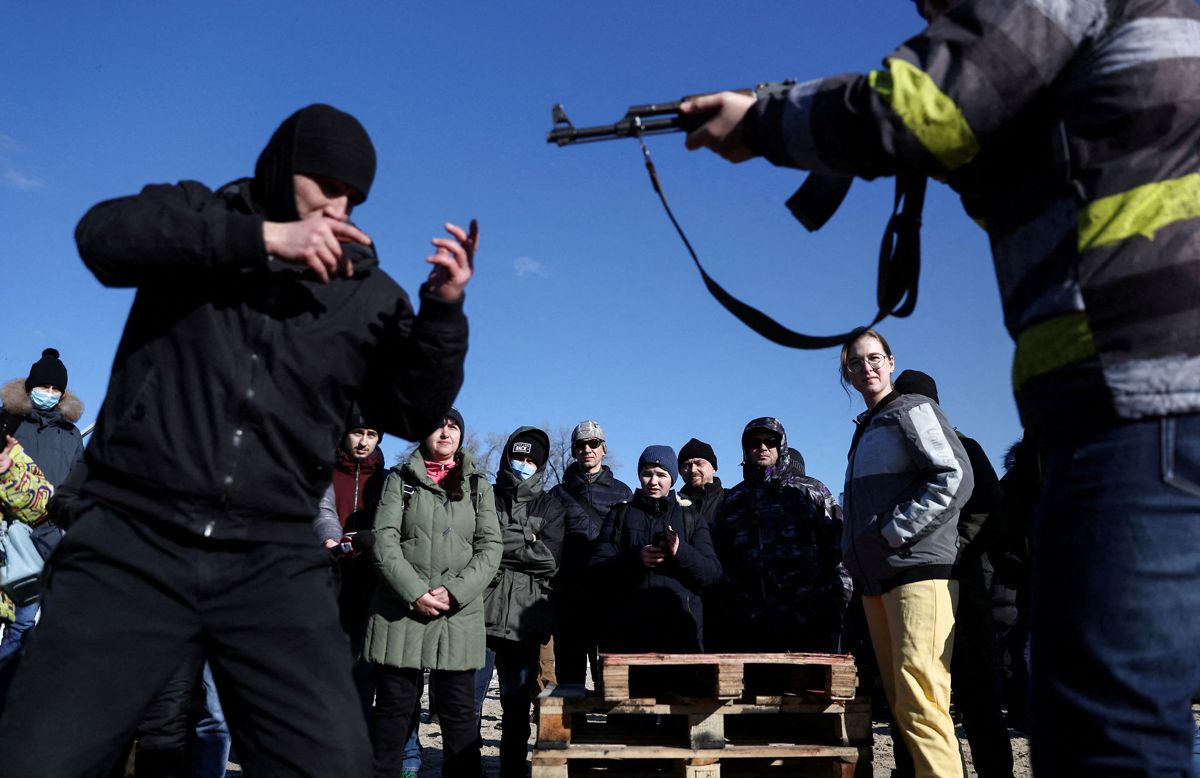 Ukrainsk børnehave er angiveligt blevet ramt af en granat fra russisk-støttede styrker.