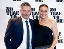 Deler skønt foto af mindstemanden