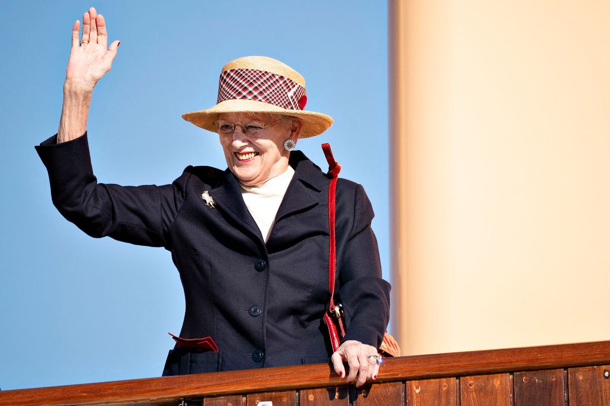 Der venter Dronning Margrethe en særlig sejlsæson ombord på Kongeskibet Dannebrog.