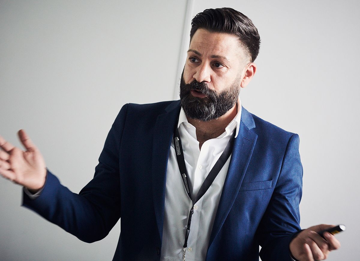Ecco oplever en shitstorm, fordi de er et kæmpestort og folkekært brand, som ikke følger strømmen, mener shitstorm-ekspert William Atak.