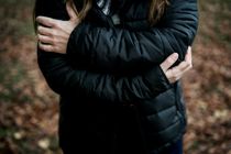 Kvindelig journalist udsat for 'seksuelt overgreb'