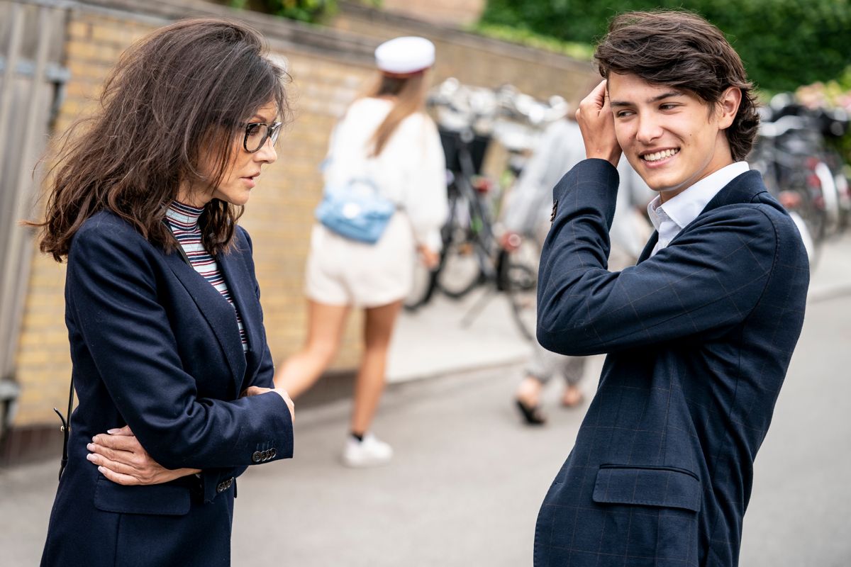 Grevinde Alexandra og prins Nikolai foran Gammel Hellerup Gymnasium, onsdag den 23. juni 2021.. (Foto: Mads Claus Rasmussen/Ritzau Scanpix)