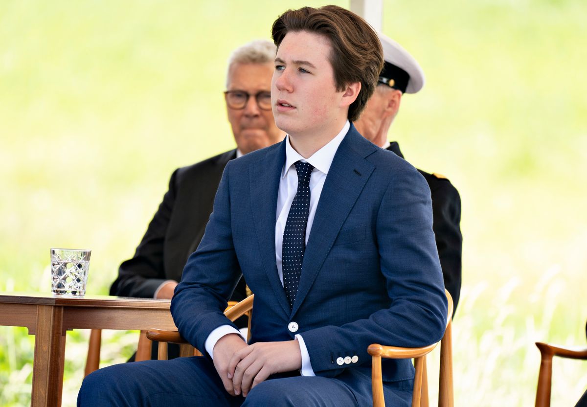 Prins Christian går på Herlufsholm Kostskole.