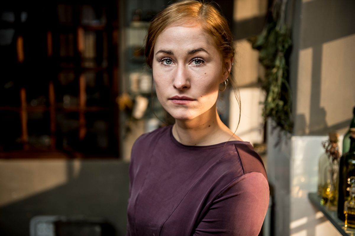 Rosalinde Mynster åbner op om et stort tab i sin nye erindringsbog.