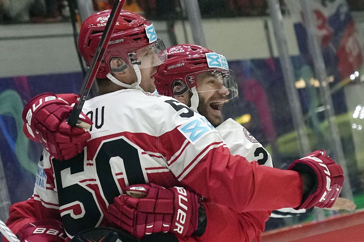 Danmark var voldsomt overlegen i VM-premieren mod Kasakhstan.