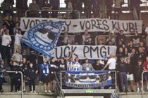 Rasende fans i slagsmål