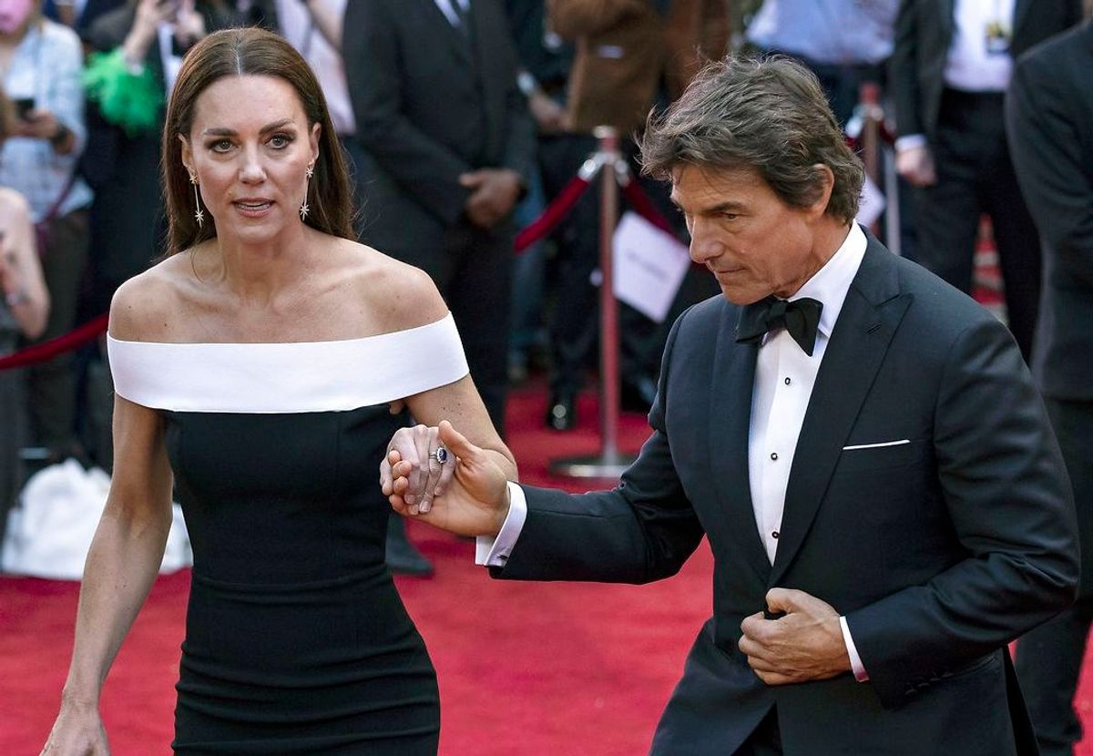Hertuginde Kate og Tom Cruise på den røde løber torsdag aften i London