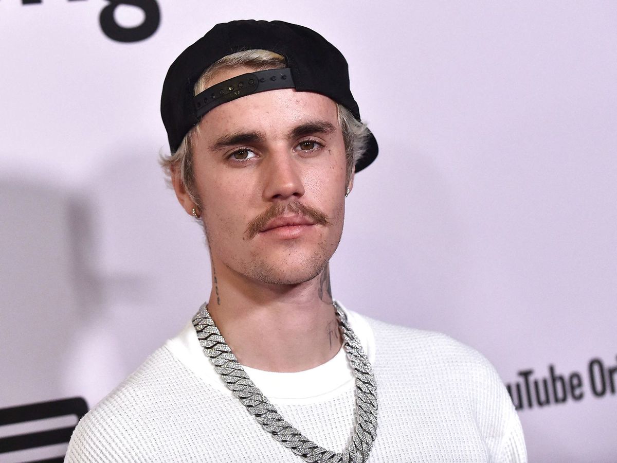 Justin Bieber kommer med ny melding om sin sygdom.