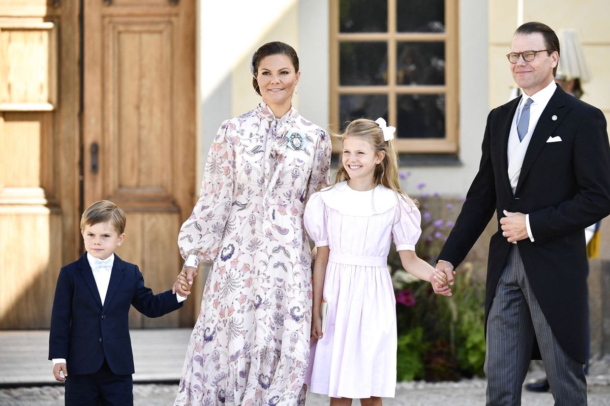 Halvandet år efter brylluppet blev kronprinsesse Victoria og prins Daniel forældre for første gang, da datteren, prinsesse Estelle, der i dag er ti år gammel, kom til verden. I 2015 udvidede de familien med prins Oscar, som i dag er seks år. (Arkivfoto).