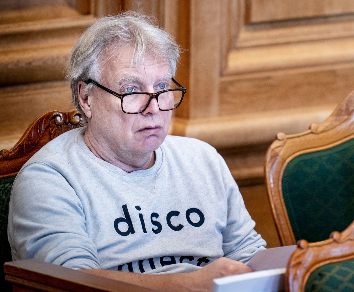 Siden søndag har Uffe Elbæk kun fået det værre.