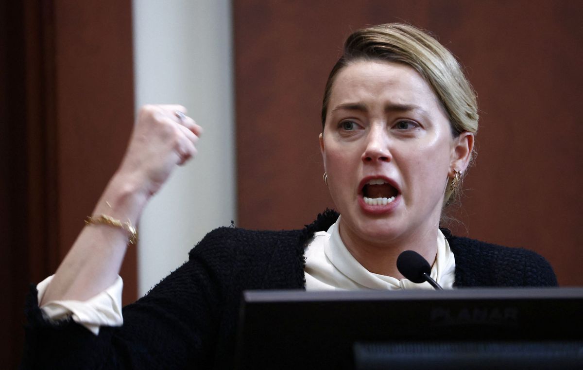 Amber Heard ses her under den seks uger lange retssag.