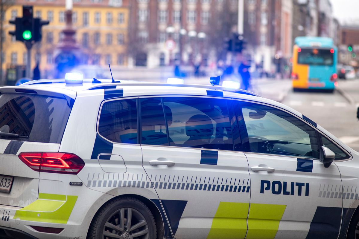 Politiet blev tilkaldt for at få stoppet lorte-sagen.