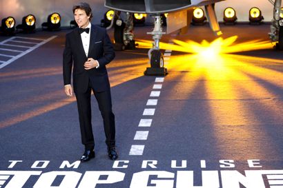 Tom Cruise ses her ved premieren på 'Top Gun: Maverick' i London den 19. maj.