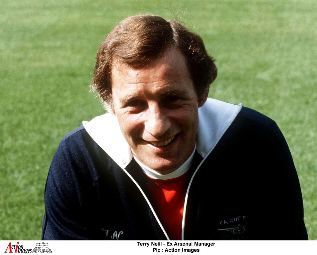 Arsenal-legenden Terry Neill er død.