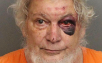 Nedkæmper morder med klapstol