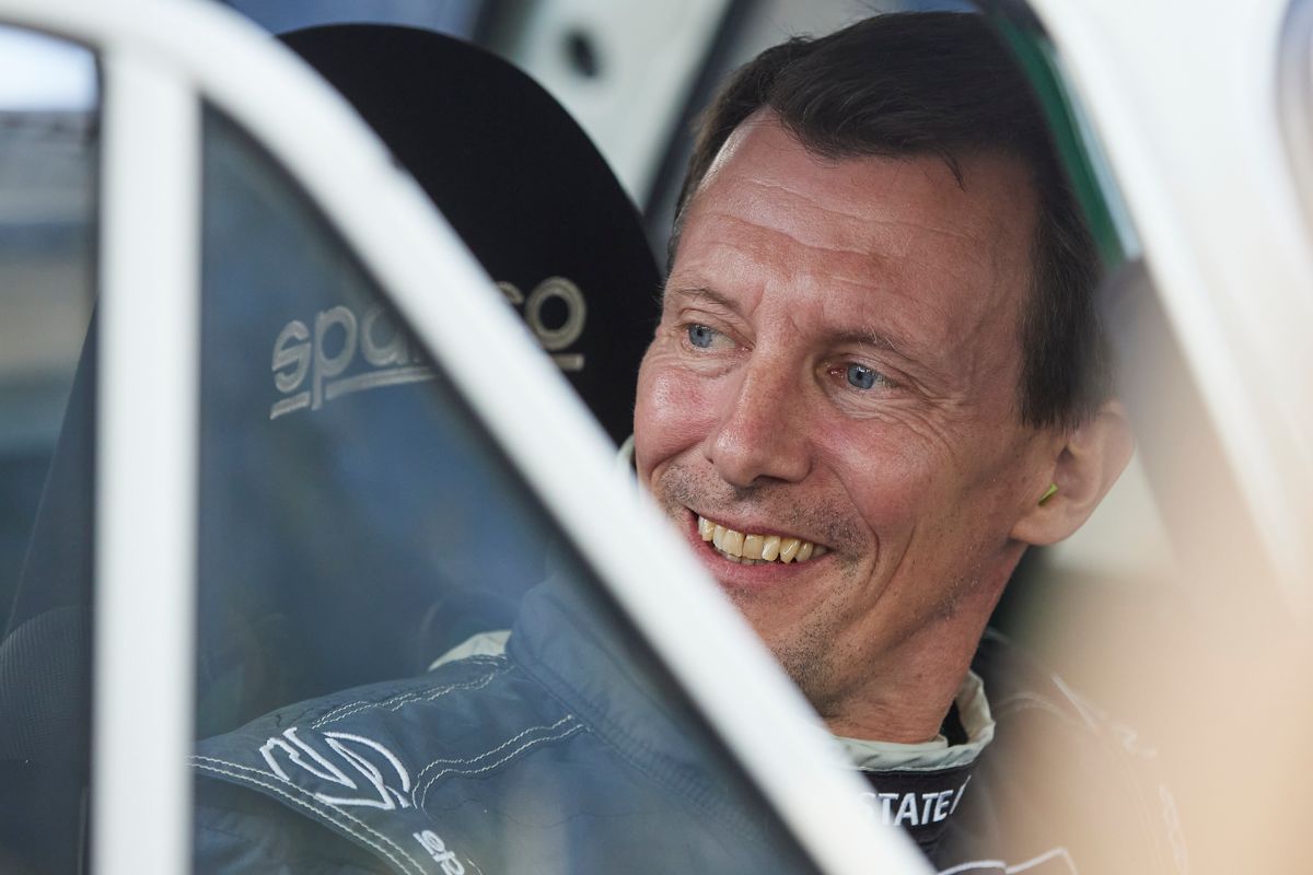 Prins Joachim skal køre ræs midt i København sammen med Le Mans-legenden Tom Kristensen.
