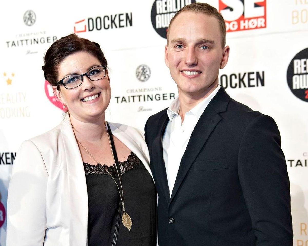 Lykken er stor hos Nicoline og Thomas Bertram, som er kendt fra TV 2-programmmet 'Landmand søger kærlighed'. I 2021 mistede parret deres lille datter.