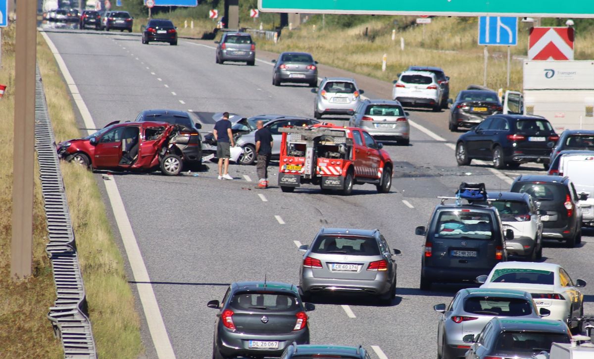 Ulykke: Voldsom kø på motorvej