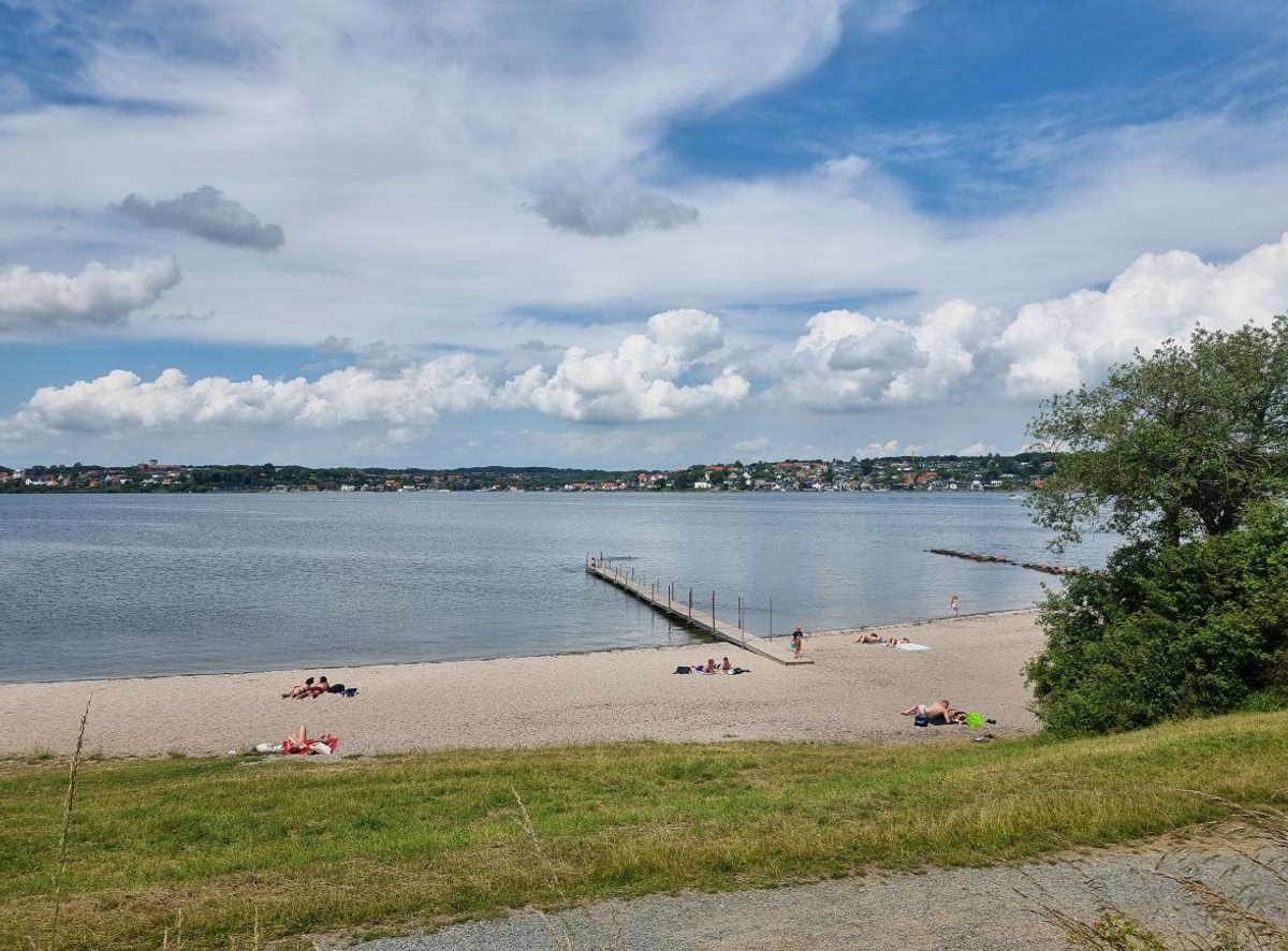 Det er nu igen sikkert at bade ved Rebæk Strand ved Kolding.