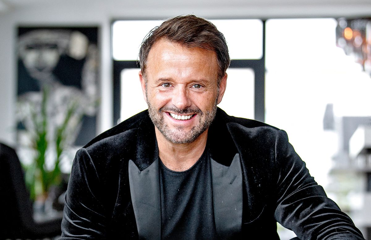 Går alt efter planen kan Dennis Knudsen kalde sig alenefar til fire den 15. september.