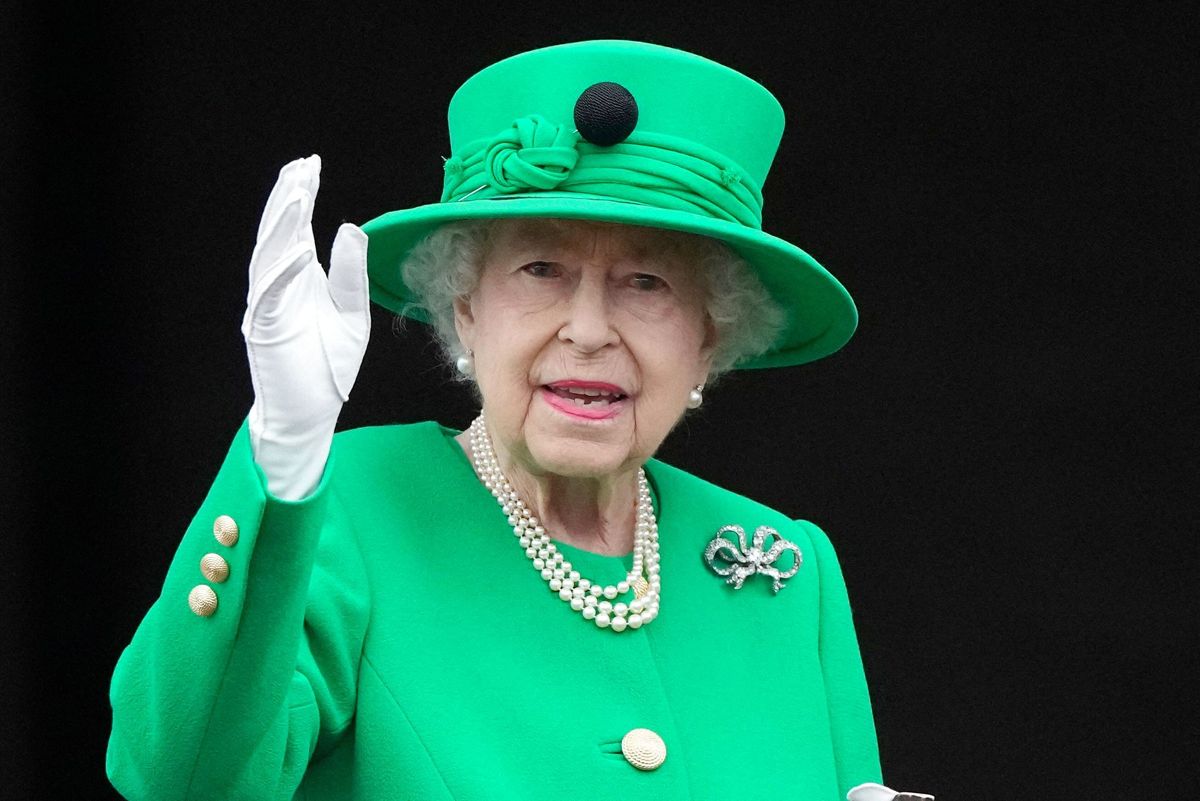 Bare få dage efter dronning Elizabeths begravelse er der nu opstået ballade om en helt særlig diamant.