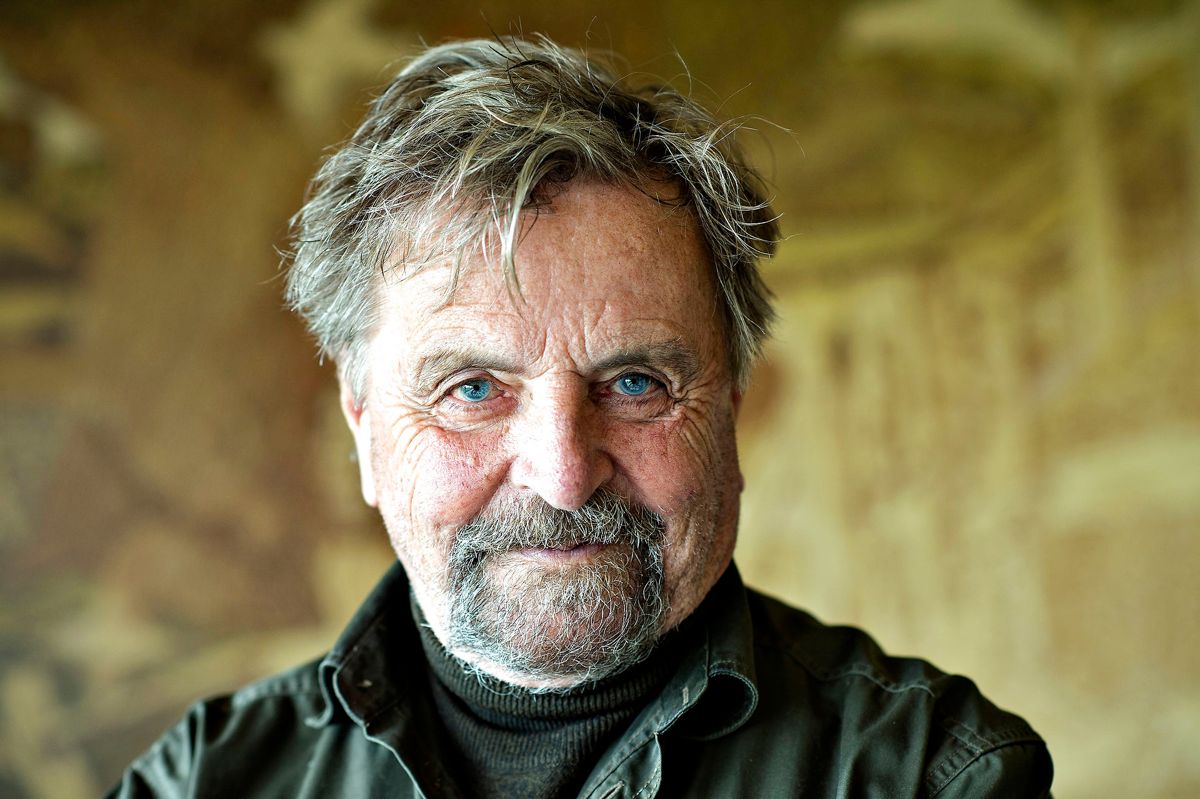 Tv-vært Poul Thomsen er død.