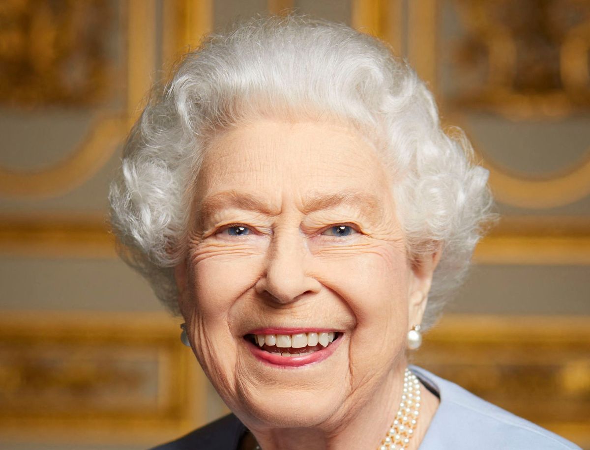 Det nye foto blev taget i maj på Windsor Castle.