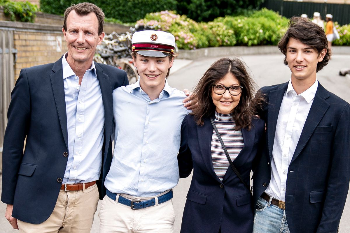 Kun prins Joachim må fremover bære den titel. Sønnerne, Felix og Nikolai, er degraderet til grever fra 1. januar næste år.