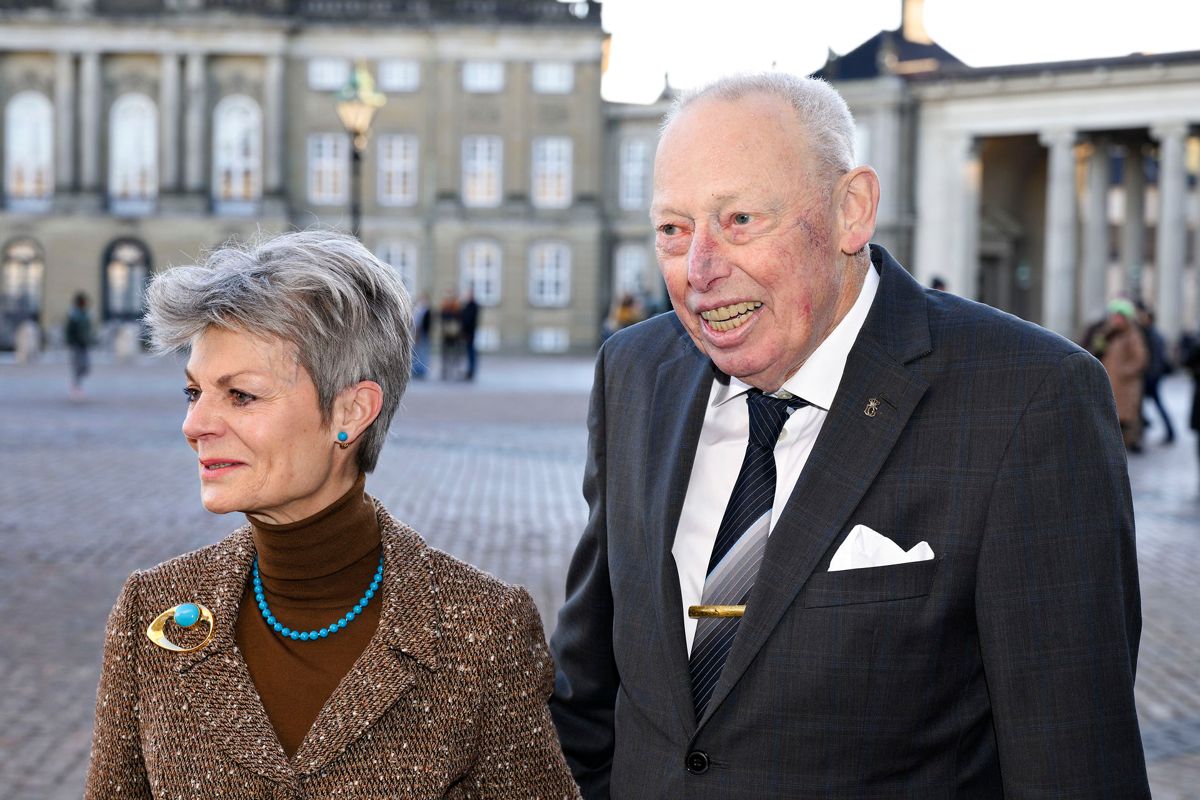 Grev Ingolf og Sussie Hjorhøy har problemer med indkøbene.