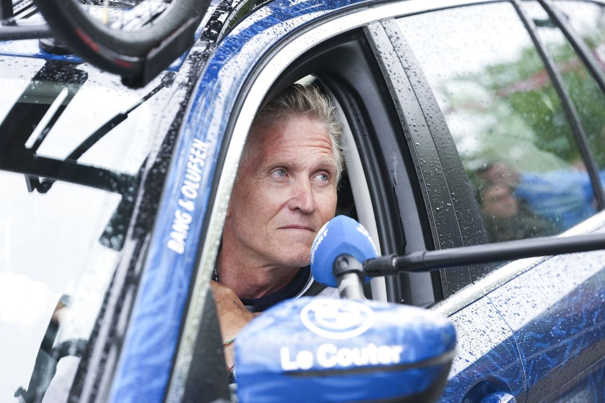 Brian Holm har som sportsdirektør ikke haft fine fornemmelser. Han tog et linjeløb i Give lige så seriøst som en Tour de France-etape. Og så prøvede han altid at undgå at rive sig med af store følelser, uanset om hans ryttere styrtede eller cyklede først over målstregen. (Arkivfoto).