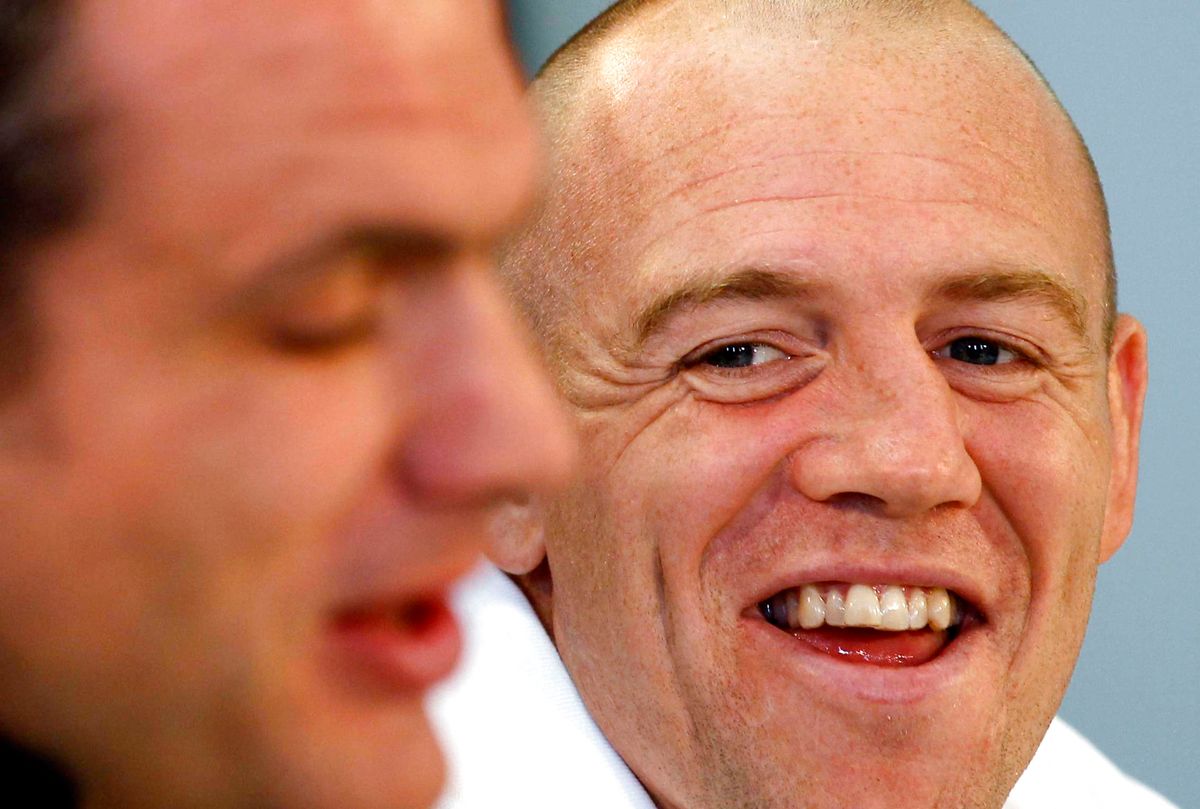 Den engelske rugbyspiller Mike Tindall endte med at vise sine underbukser til prinsesse Anne.