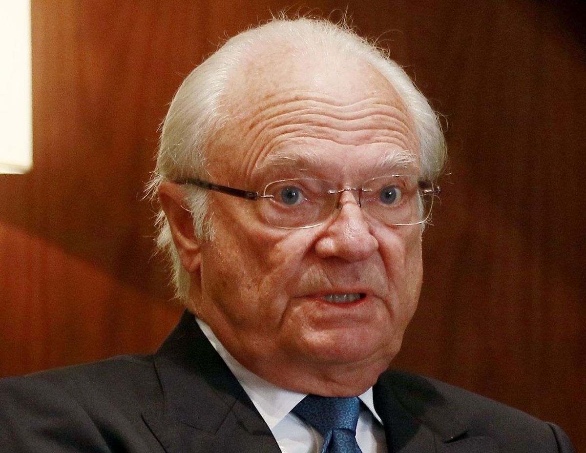 Kong Carl Gustaf begræder tabet af Hédi Fried.