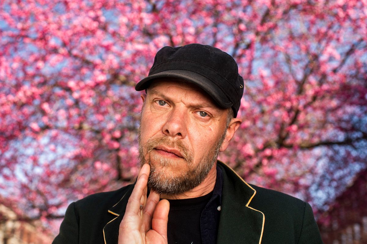 Johan Olsen er på rollelisten, når Østre Gasværk Teater skal fortolke Pink Floyds The Wall.