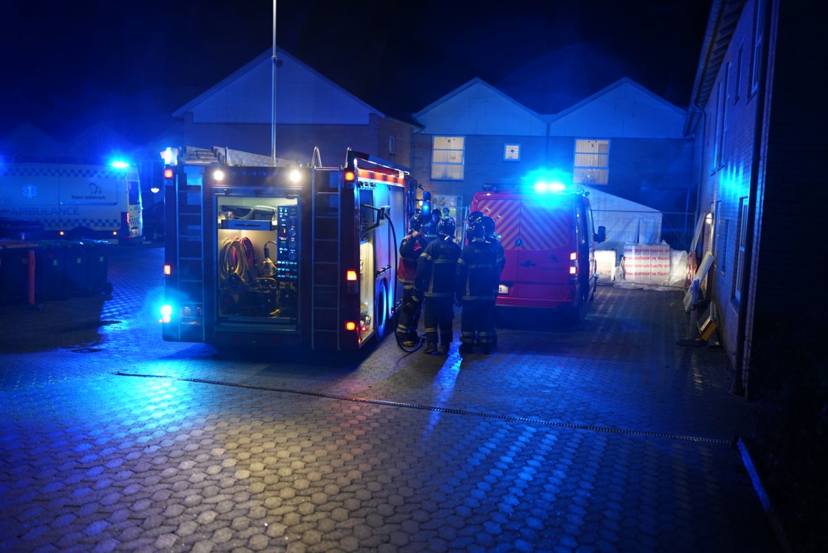 En brand på et plejehjem i Haderslev kostede sent onsdag aften en ældre mand livet.